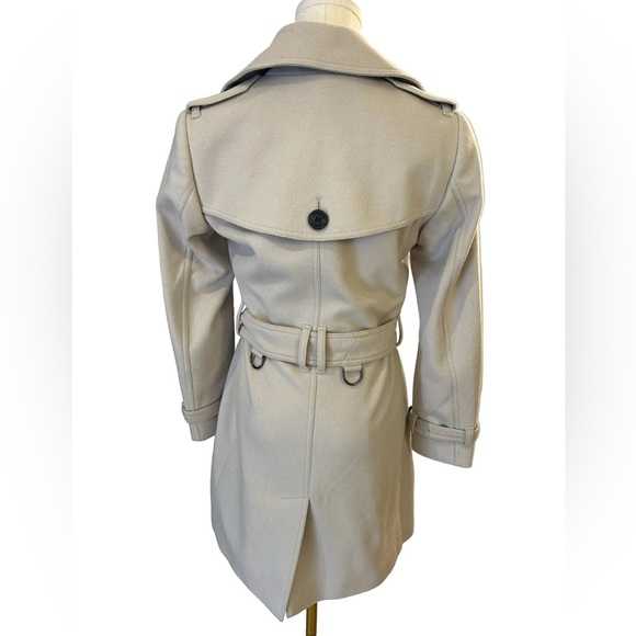 Burberry London Biege Wool & Cashmere Belted Coat, size 2 - Picture 4 of 6
